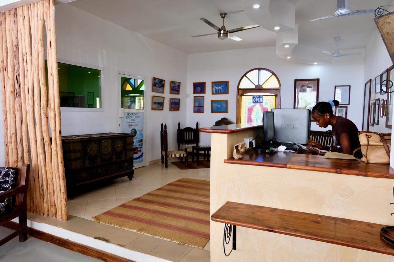 27 Cafe Zanzibar Airport Hotel Exteriör bild